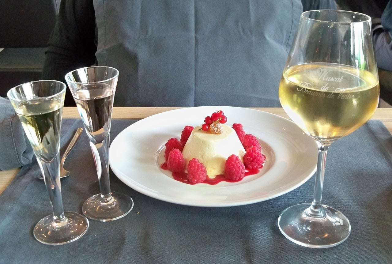 dessert wine glass